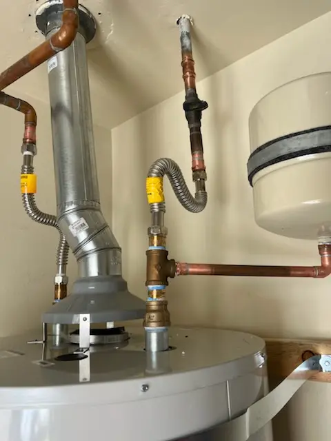 Water heater installation and plumbing repair in Burien